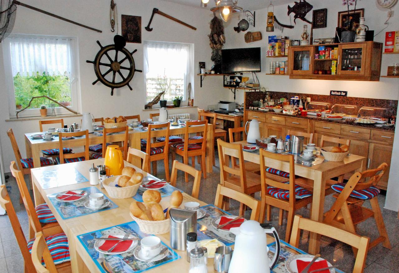 Pension Im Ostseebad Sellin Buitenkant foto